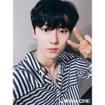 [뉴이스트] <b>러브</b>님들 민현이 셀카 떴어요!