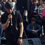 [드루와] 어제자 데뷔해서 다시만난 두 그룹 멤버