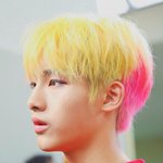 [댓글부탁해] 근데 <b>NCT</b>윈윈 진짜 잘생겼지 않아?