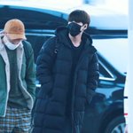 [방탄소년단] <b>올겨울</b> 롱패딩 유니폼 되느그양