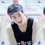 [EXO] (머글)시우민 이불<b>밖</b> 짤 좀 주십사ㅠㅠ