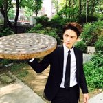 배우가 더 잘 어울리는 훈남 김재중 !