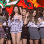 슬금슬금 칼퇴근하는 <b>선미</b> 움짤