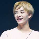 이렇게 생기기 어렵지...