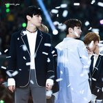 와 <b>황민현</b> 라이관린 진짜 잘생겼긴했구나