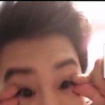 [EXO] 아니 신발 이거 <b>박찬</b>ㅇㄹ 조카 웃겨 ㅠㅡㅠㅡ 애 놀아주는거같아...