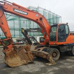 고졸 28살 <b>포크</b>레인기사