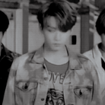 방탄소년단 비쥬얼 버뮤다 세명.<b>gif</b>