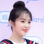 [EXO] <b>로라로</b>라 매장앞 빛나는 비쥬얼