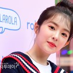 [EXO] <b>아이린</b>으로 홍대를 가득매우는 열기