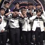 [EXO] 오늘 인터뷰 조카 <b>감동</b>이다...