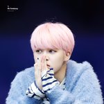 [댓글부탁해] 핑크머리 잘어울리는 남돌 누구있어?