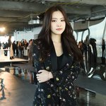 손나은 입은 플라워 <b>수트</b> 넘 예쁜듯...