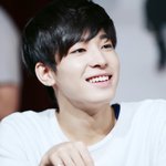 [드루와] 치아가 진짜 예쁜 것 같은 아이돌은 누구야?