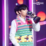 [EXO] 이따 <b>진이</b>총공이랑 고소회의때 보자
