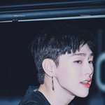 노네는 흑발이 최고