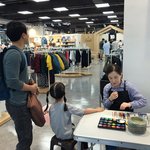 아이옷사고 페이스페인팅 받았네요