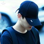 [백현] 백현이 얼굴 다 가려도 <b>피지컬</b>이 존잘이라 괜찮..