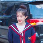 최근 똥머리한 아이린. jpgif