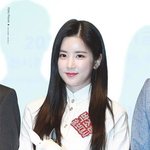 말 그대로 진짜 예쁜 <b>여</b><b>돌</b>