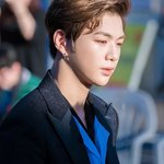 [강다니엘] 어제오늘 갭.<b>jpg</b>