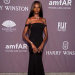 요즘 뜨고잇는 흑인 여자 모델ㅎㄷㄷㄷㄷㄷㄷㄷㄷㄷㄷ