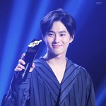 [EXO] <b>진정</b>한 김준면복숭아빔 짤이다