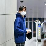 [백현] 백현이 나2퀴신발 <b>깔별</b>로 있나봐 ㅎㅎ