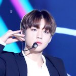 [박지훈] <b>이런</b> 분위기 <b>사진</b> 좀 줄 수 있어?