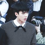 [EXO] 야 <b>역전</b>하고나서 그만두면 효심이겨털속 땀
