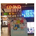 [드루와] 근데 진짜 방탄 얼마나 안팔렸으면 입간판도 타가수냐 ㅋㅋ