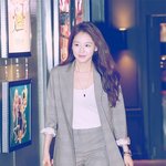 오늘보니까 예쁘다.............