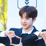 [라이관린] 흑 <b>몽쉘</b>에 초붙여서 생일축하해줘야지..