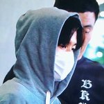 [백현] 백현이 꾸겨져서 차타는데 넘 예쁜거..