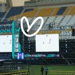 [EXO] 방금 앗<b>송</b>페 전광판에 엑소떴는데
