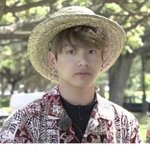 [방탄소년단] 이거 정국이 같지 않아 ?