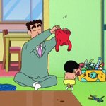 화장 다 끝내고 교복 입고 자고 싶음...