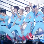 인천 행사에 인천 80년대 프로야구팀 <b>야구복</b> 입고 간 신인 아이돌