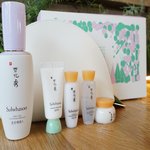 여자친구에게 <b>윤조</b>에센스 선물하고 기부도 되니 기분도 굿굿