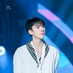 [세훈] 170920 소리<b>바다</b> 시상식 고화질22