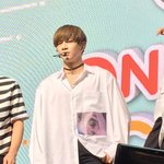 [강다니엘] <b>오늘자</b> 녤 ㅁㅊ어깨
