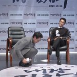 술 먹은듯한 조진웅ㅋㅋㅋㅋㅋㅋㅋㅋㅋㅋㅋ