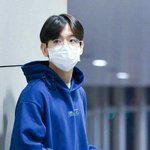 [EXO] 이 <b>후드티</b> 조카 비싸도라...