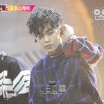 [시우민] 후<b>배분</b>이 시우민형한테 이어폰 받았다고 자랑하셨는데