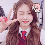얘 진짜 예쁘지 않음?