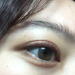 내일 썸남이랑 영화보는데 눈화장 좀 봐주라 ㅠㅠ