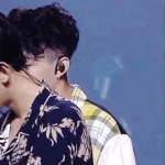 [시우민] 뮤뱅에서 시우민 <b>오잉</b> O_O