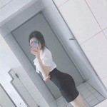 <b>이분</b> 누군지 아는사람