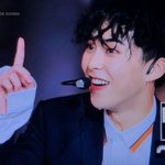 [EXO] 이제 곧 1주년이라고 <b>신난</b>시우민