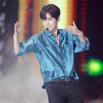 [EXO] 애들 로또때 입은 <b>셔츠</b>같은거